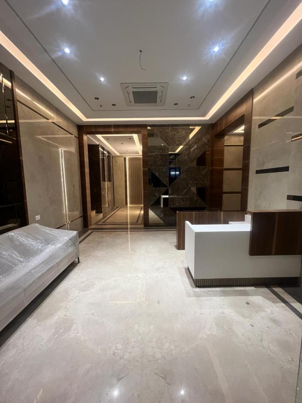 Hsquare Luxury Apartments Goregaon Bombaim Exterior foto